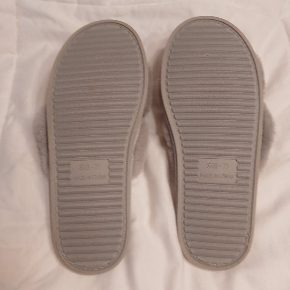 Jessica Simpson Slippers - Picture 4 of 4